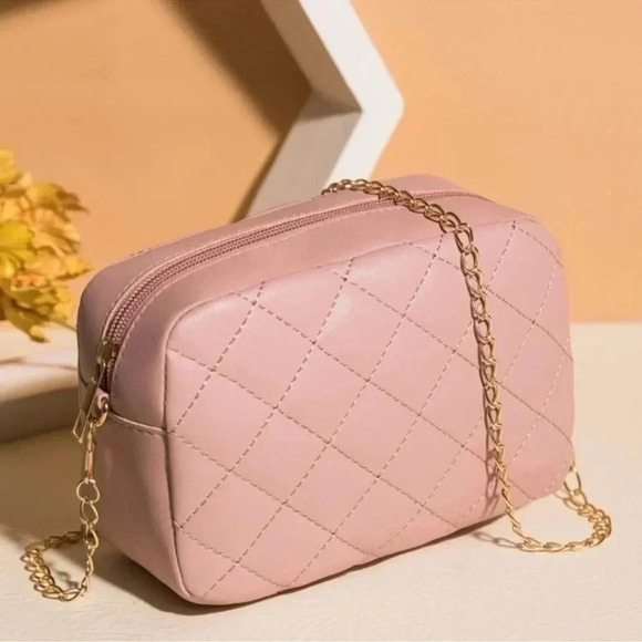 Pink Quilted Gold Chain Crossbody Purse - Picture 4 of 5